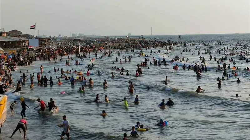 إنقاذ ٣٧ مواطنا من الغرق وإعادة ٩٢ طفلا تائها لزويهم