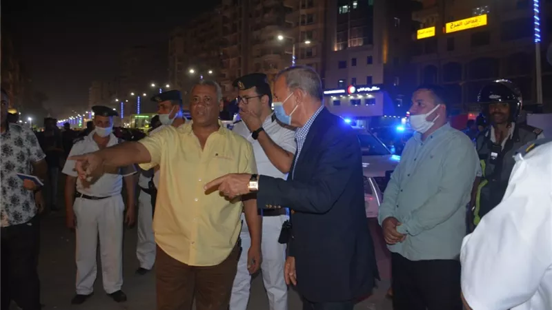 الهجان: تحرير ٣٨ محضراً متنوعاً ومصادرة ٧٥ شيشة في حملة بغرب وشرق شبرا الخيمة