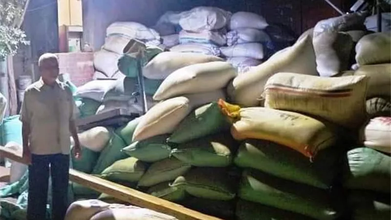 تحرير 71 محضر وضبط 775 طن أقماح قبل توريدها لجهات غير حكومية بسوهاج