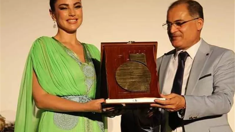 مهرجان ربيع الفنون الدولي يكرم درة وجمال سليمان