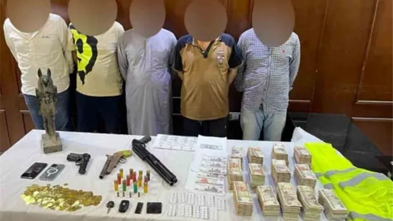 بالإكراه .. أمن الجيزة يضبط مرتكبي واقعة سرقة أموال محصل بإحدى الشركات