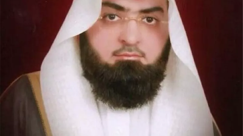 وفاة الشيخ محمود خليل القارئ إمام المسجد النبوي