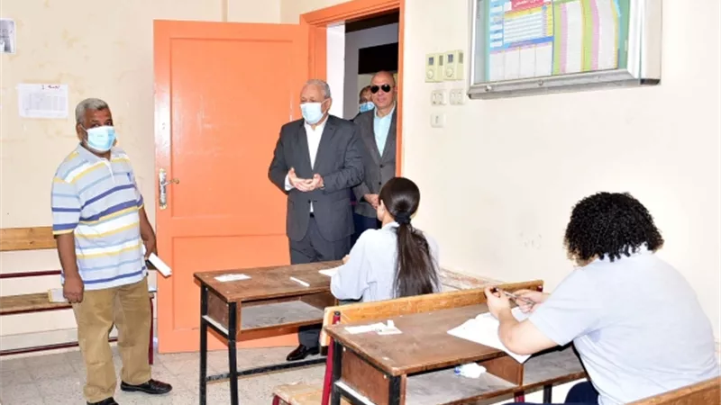 محافظ الأقصر يشدد على توفير المناخ الملائم لأداء إمتحانات الثانوية العامة حتى نهايتها