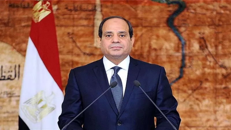 السيسي يمنح وسام الجمهورية لرؤساء محكمة النقض ومجلس الدولة وهيئة قضايا الدولة السابقين
