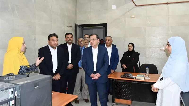 تطوير المعامل المركزية لهيئة الثروة المعدنية