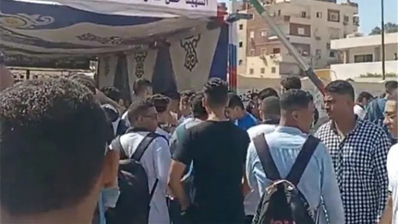 تباين اراء طلاب الثانوية العامة في مستوي اسئلة العربي