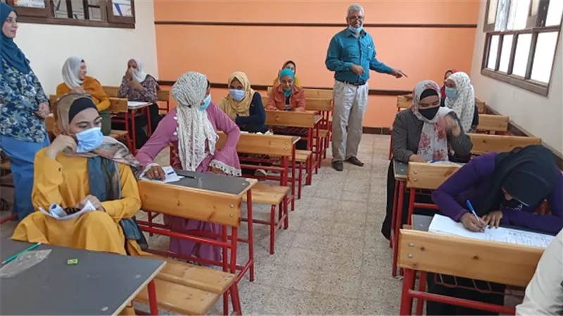 اول تعليق من المعلمين على صعوبة امتحان العربى للثانوية العامة