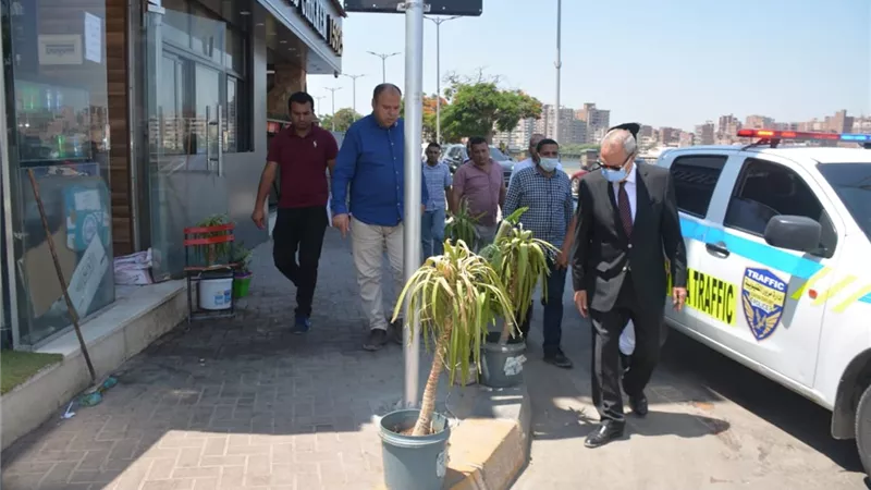 الهجان يتفقد كورنيش مدينة بنها.. ويوجه بحملة لازالة الإشغالات والتعديات بالطريق العام