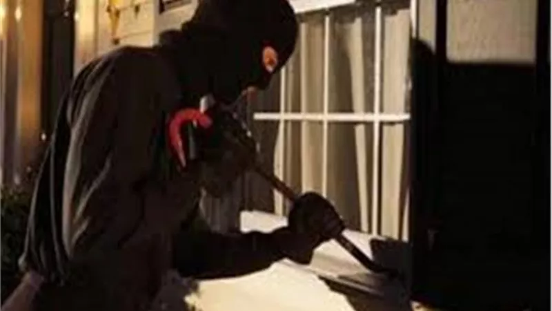 بأسلوب