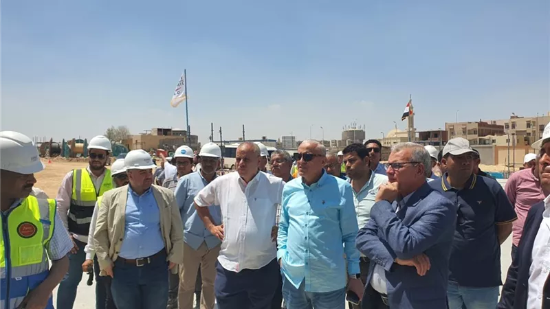 عمارة يتفقد مشاريع العبور الجديدة ويشيد بحجم الجهود المبذولة