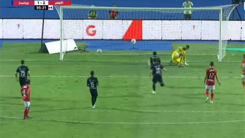 الأهلى يطيح ببيراميدز من كأس مصر ويصعد لنصف النهائى بثنائية حسن وطاهر