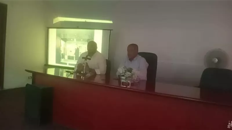 اجتماع تنسيقي للمتقدمين لمشروع وحدات الطعام المتنقلة بقاعة الوحدة المحلية بالقصير