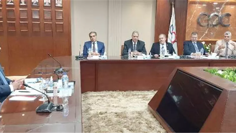 البترول: نسعى لجذب شركات عالمية لرفع إنتاجية الحقول المتقادمة