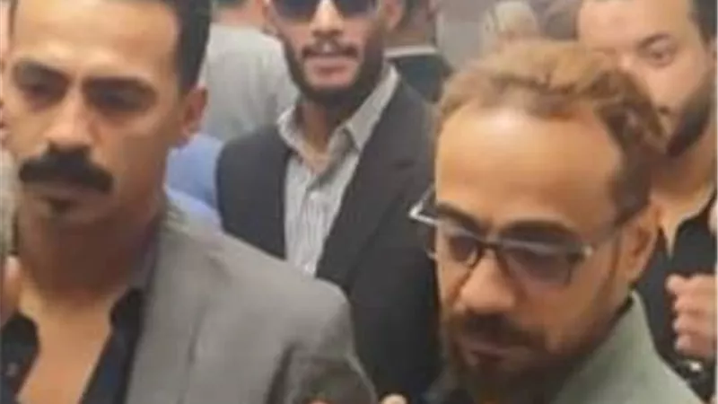 محمدرمضان غادر نيابة التهرب الضريبى بعد التحقيق