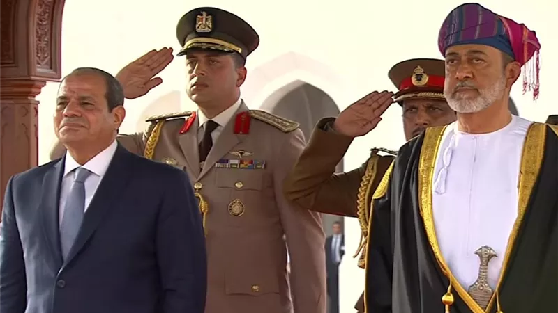 مراسم استقبال رسمية للرئيس السيسي فور وصوله سلطنة عمان