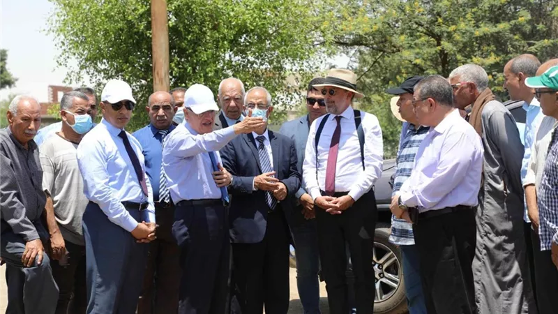 محافظ المنيا و السفير الإيطالى يتفقدان أعمال تطوير منظومة الرى..صور