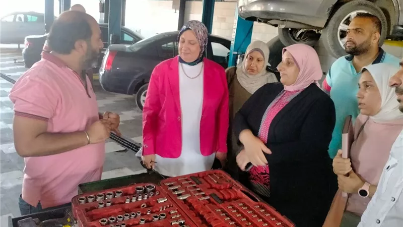 إعدام ٦٠ كيلو لانشون وسحب عينات جبنة بحي غرب الأسكندرية