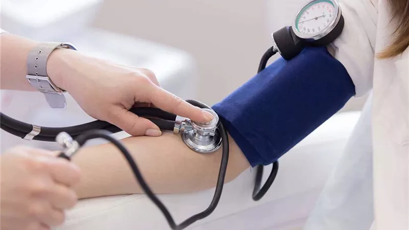 جمعية القلب الأمريكية: ارتفاع ضغط الدم هو 
