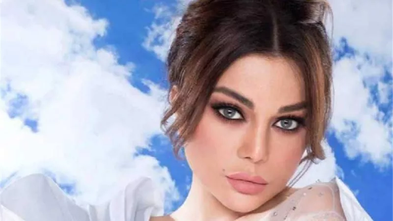 هيفاء وهبى - تكشف أخر التطورات الصحية لوالدتها بعد تعرضها لإزمة صحية