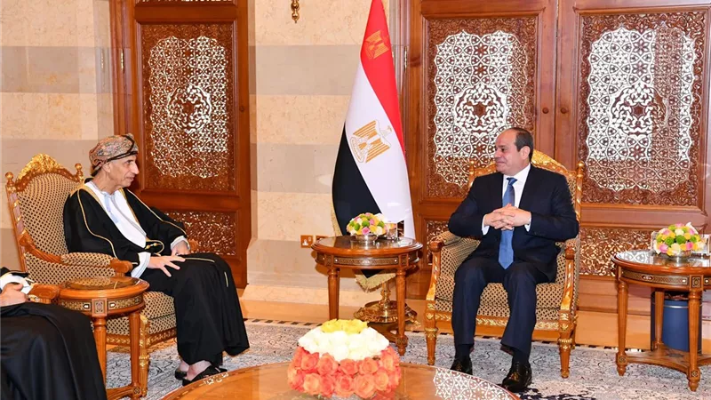 الرئيس السيسى يشيد بالعلاقات الاقتصادية والتجارية بين مصر وسلطنة عمان