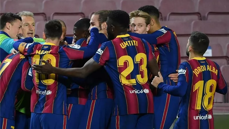 صفقة انتقال مدافع برشلونة إلى فيورنتينا مهددة بالفشل