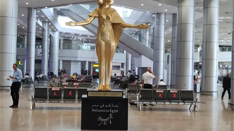 المعبودة 