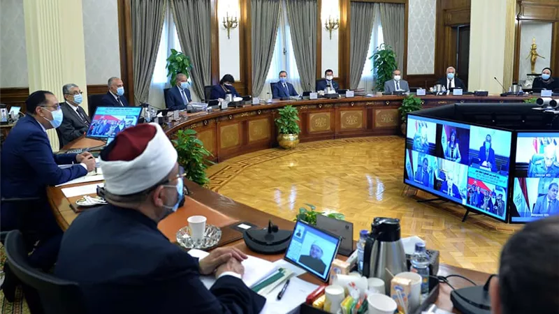 رئيس الوزراء : الحكومة ستواصل مسيرة العمل والبناء لرفعة الدولة المصرية