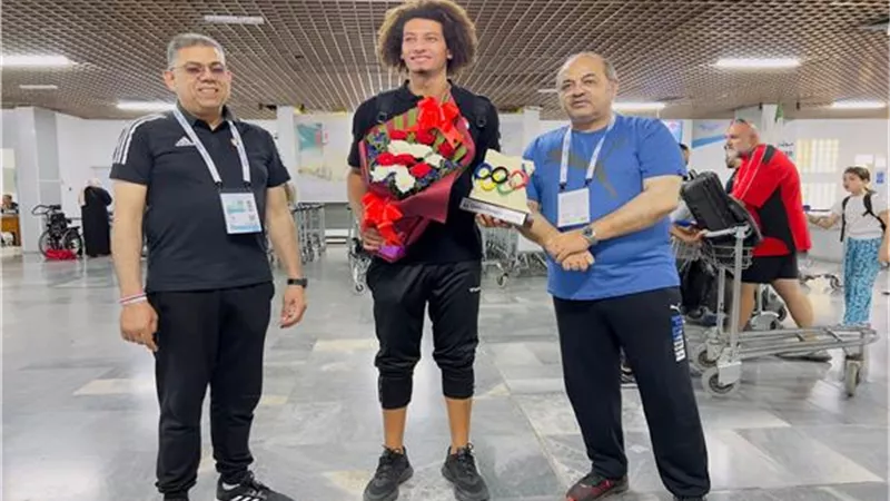 الأولمبية المصرية تكرم علي زين فى بالجزائر