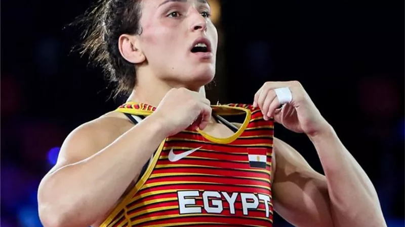 سمر حمزة تنافس على برونزية المصارعة النسائية بدورة ألعاب البحر المتوسط