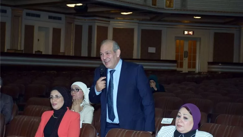 الخشت يشيد بتقدم الجامعة في التصنيفات الدولية