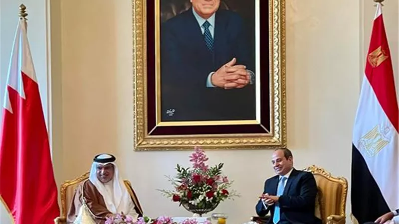 الرئيس السيسي يؤكد التنسيق مع البحرين تجاه التطورات التي تشهدها المنطقة