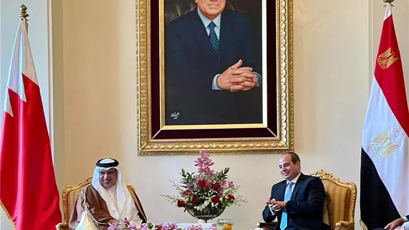 راضى : الرئيس السيسي وولي العهد البحريني تبادلا وجهات النظر بشأن أبرز الملفات
