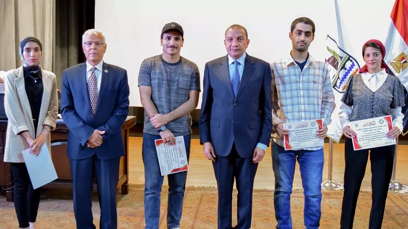 تكريم طلاب بنى سويف المرشحين للتدريب في جامعة 