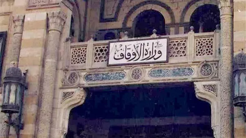 الأوقاف تستعد لصلاة العيد بالساحات والمساجد الكبرى