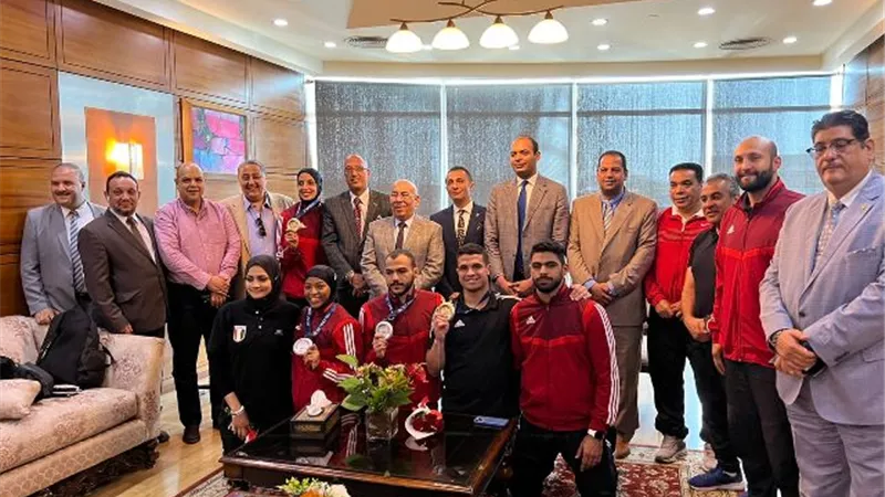 بعثة الكاراتيه تعود للقاهرة من الجزائر متوجا بذهب وفضة البحر المتوسط
