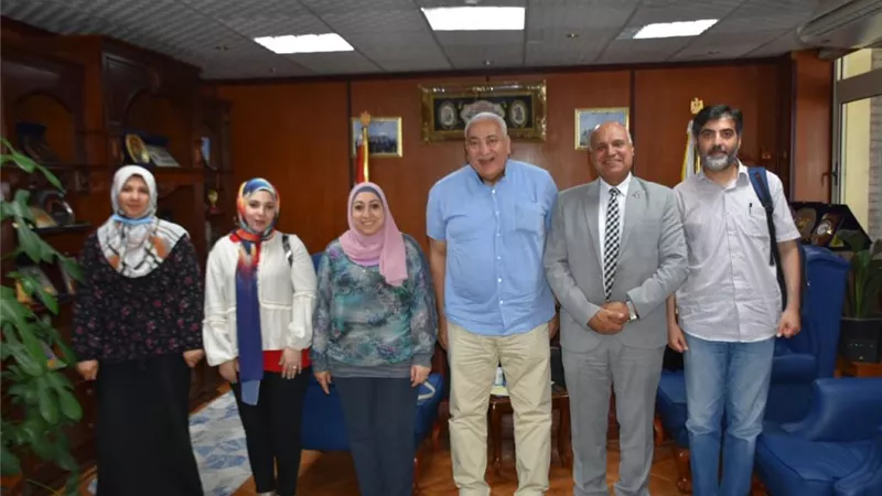 جامعة السادات تستقبل وفداً من مركز التكنولوجيا والإبتكار الصناعى لبحث التعاون المشترك