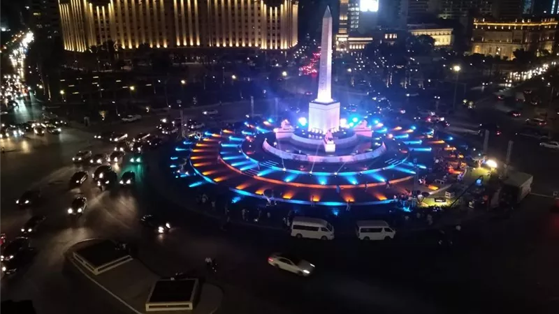 بعد حلقة ميدان التحرير.. حسين زين يثنى على فريق عمل برنامج التاسعة ويقدم لهم التحية