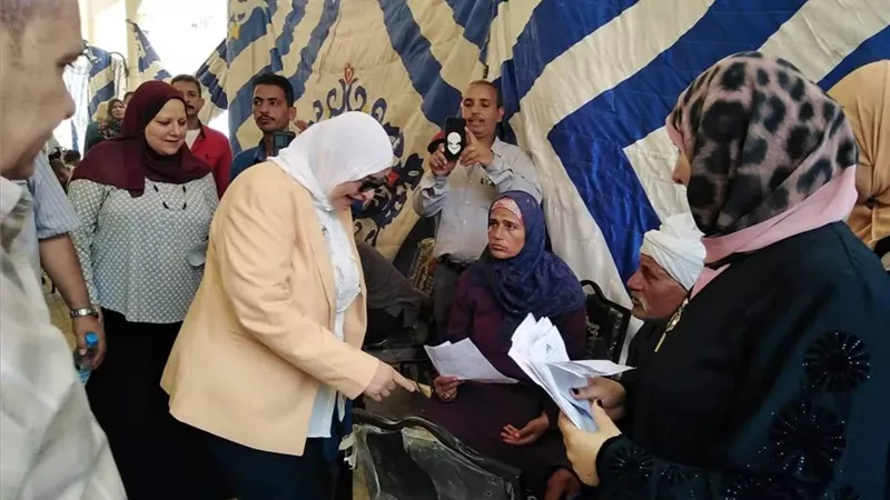 جامعة الزقازق تواصل قوافلها التنموية ضمن مبادرة حياة كريمة لقرية البساتين بالحسينية