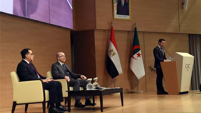 وزير التجارة الجزائري: الجزائر ترحب وتشجع إنشاء شراكة اقتصادية فعالة بين مؤسسات البلدين
