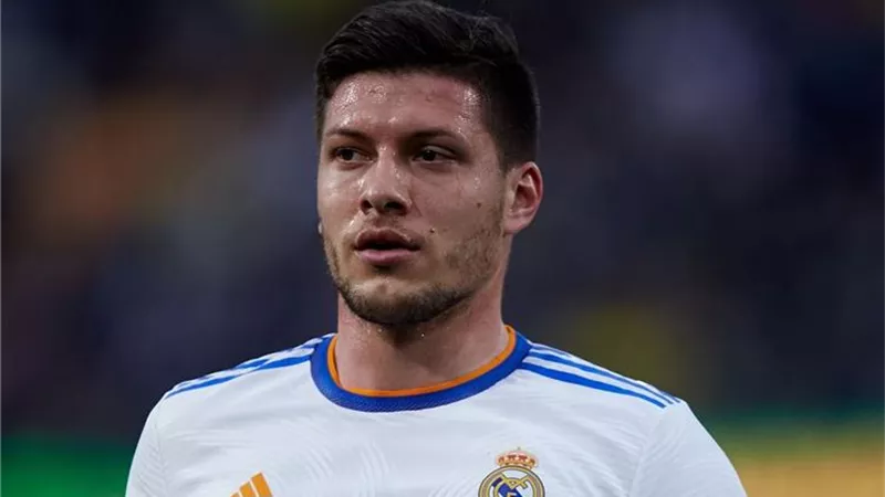 مهاجم ريال مدريد إلى فيورنتينا