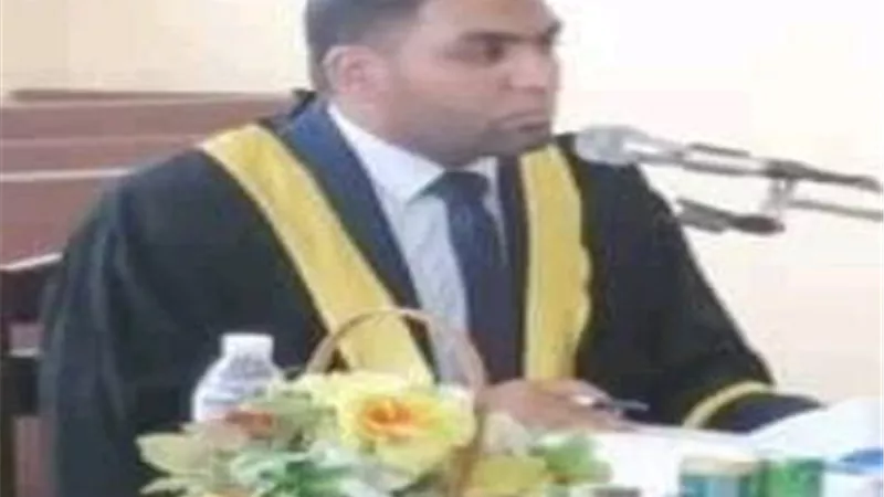 الرد بالسنة والكتاب على من يدعي عدم فرضية الحجاب
