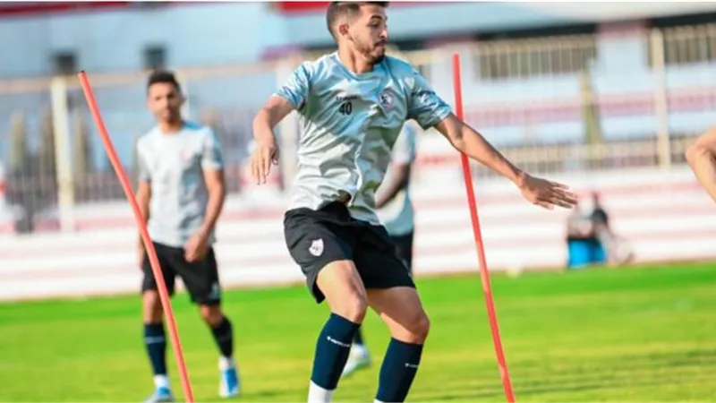 سيف جعفر يشارك في التدريبات البدنية والفنية بـ