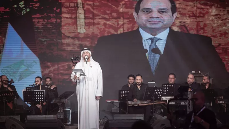 حسين الجسمي يحتفل بذكرى ثورة 30 يونيو مع الجمهور المصري