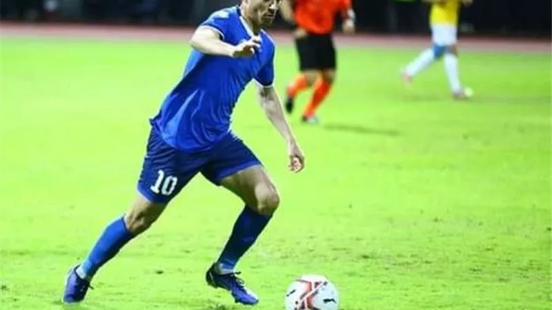 الزمالك وبيراميدز يتصارعان على ضم جناح سموحة
