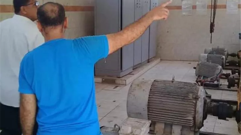أصلاح عطل مفاجئ بمحطة مياه 