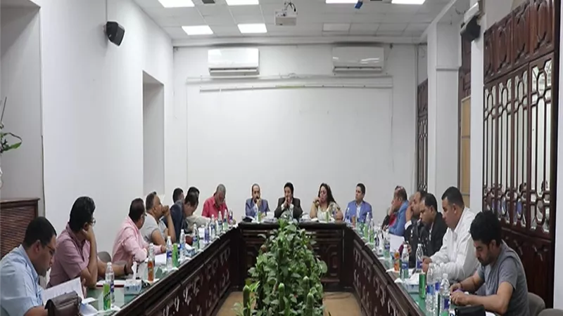 أمين عام البيطريين يحذر من مخاطر التعامل مع منتحلى صفة طبيب بيطرى