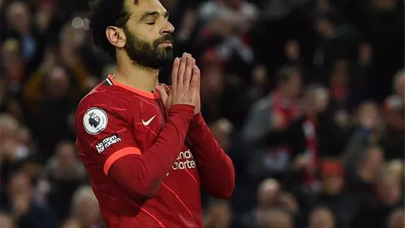 ميدو معلقاً على تجديد عقد محمد صلاح مع ليفربول.. 