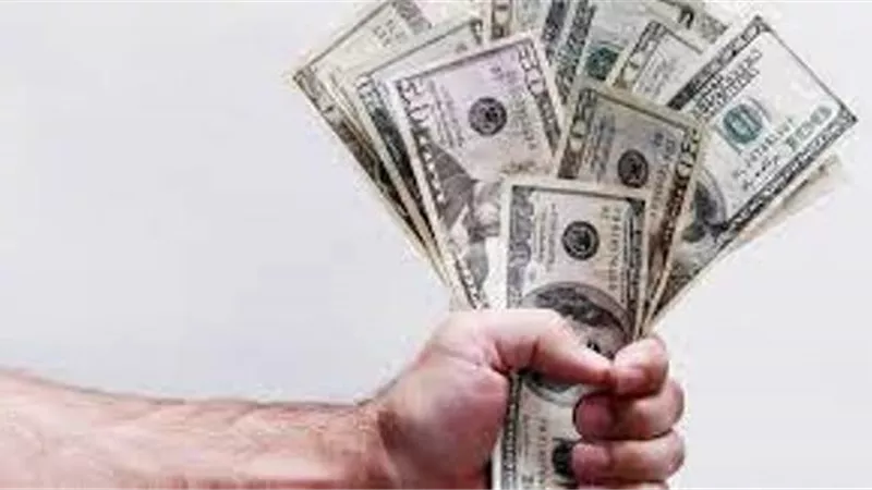 بسبب تصرف خاطئ من صاحب العمل..موظف يصبح مليونير ثم يختفى