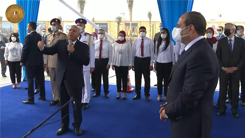 مليون راكب يوميا ..السيسى يستمع لشرح تفصيلى عن آلية عمل القطار الكهربائى