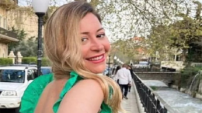 خليك متواضع.. منة شلبي توجه رسالة لجمهورها فى أحدث ظهور